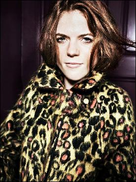 rose-leslie088 (763x1024, 247 kБ...)